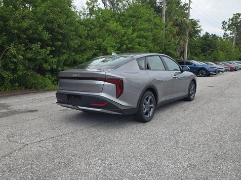 New 2026 Kia K4 FWD image 8