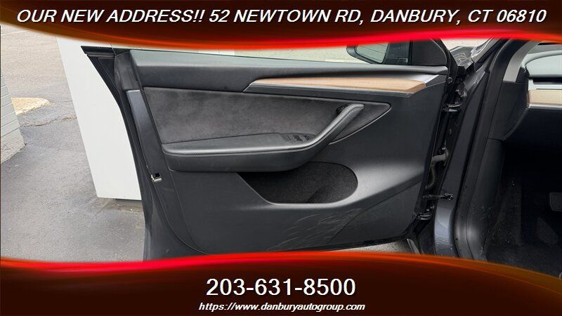 Used 2023 Tesla Model Y 2WD image 10