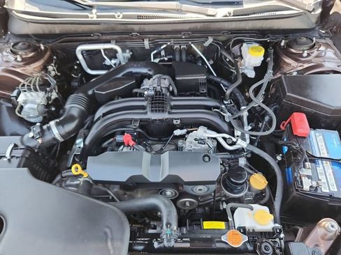 Used 2019 Subaru Outback 2.5i Limited AWD/4WD image 21