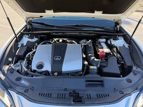 Certified 2023 Lexus ES 350 w/ Premium Package image 15