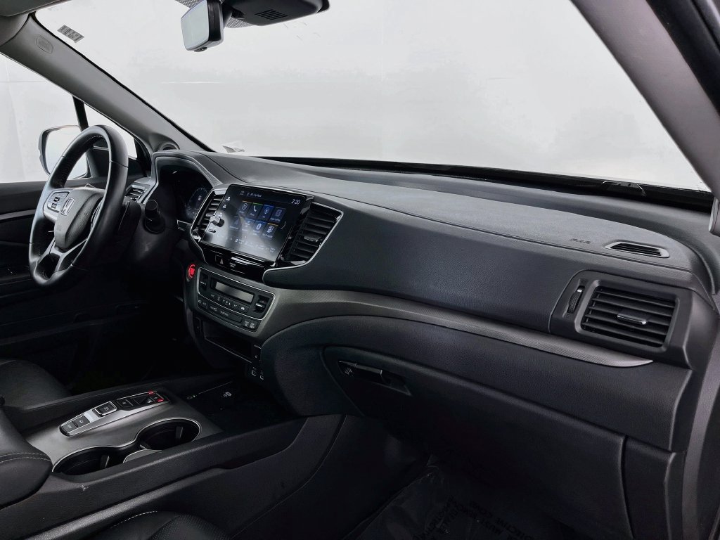 Used 2025 Honda Ridgeline RTL image 32