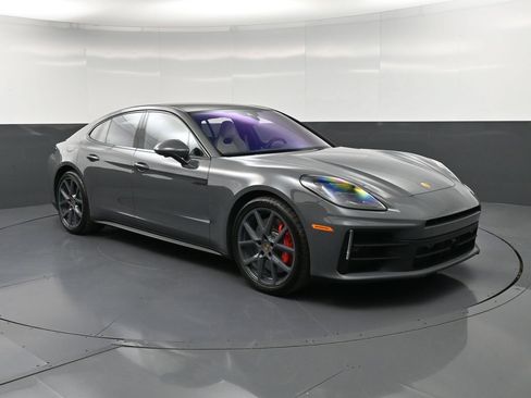 Certified 2025 Porsche Panamera 4S AWD/4WD image 10