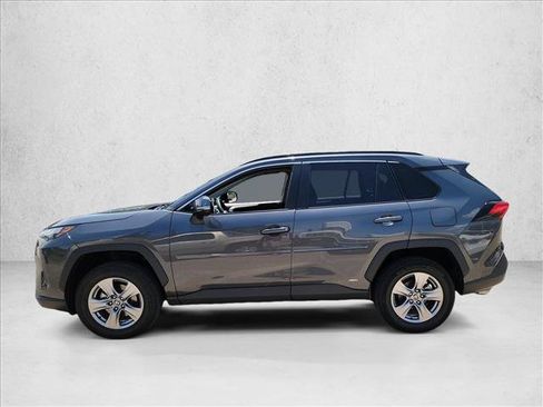 Used 2024 Toyota RAV4 LE AWD/4WD image 8