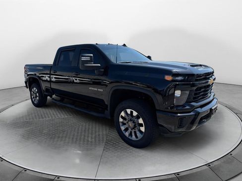 Used 2025 Chevrolet Silverado 2500 Custom w/ Custom Value Package AWD/4WD image 1