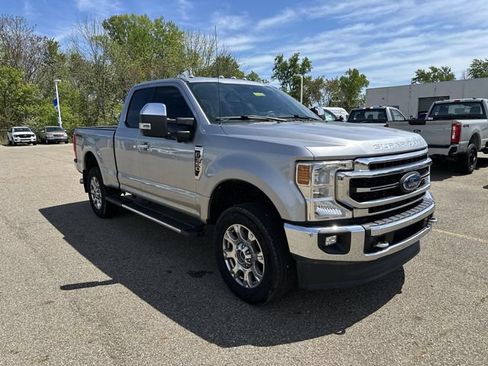 Used 2021 Ford F350 Lariat w/ Chrome Package AWD/4WD image 11