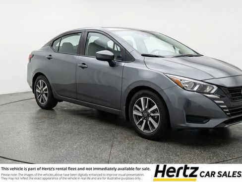 Used 2025 Nissan Versa SV FWD image 1