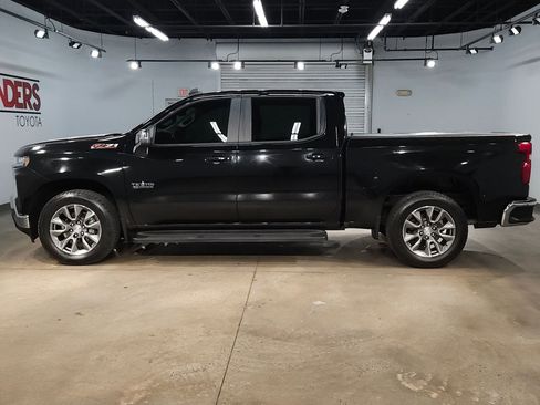 Used 2020 Chevrolet Silverado 1500 LT w/ Texas Edition image 4