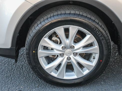 Used 2014 Toyota RAV4 Limited image 6