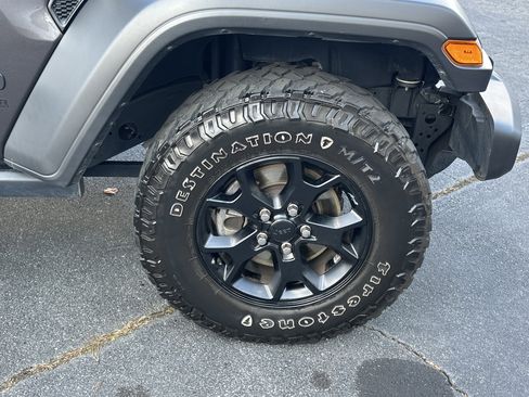 Used 2021 Jeep Wrangler Unlimited Sport image 17