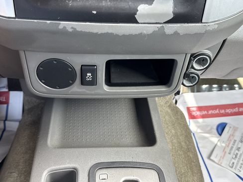 Used 2016 Nissan Frontier SV RWD image 22