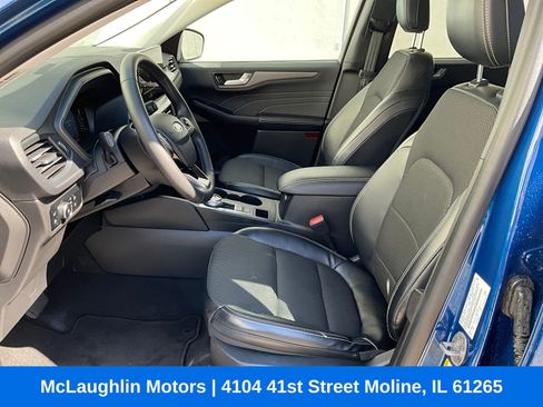 Used 2023 Ford Escape SE FWD image 2