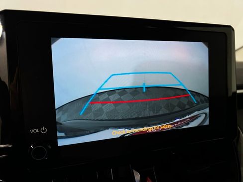 Certified 2025 Toyota Corolla LE image 18