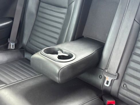 Used 2013 Dodge Challenger R/T Plus image 40