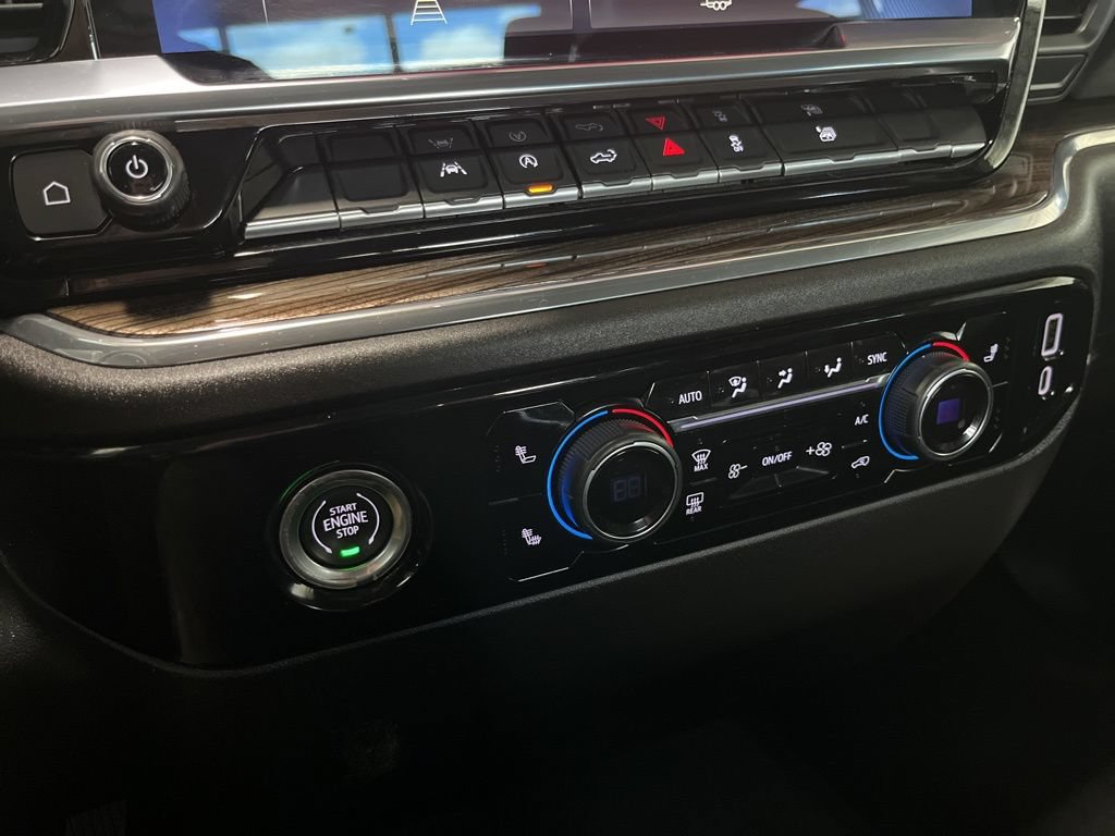 Used 2024 Chevrolet Silverado 1500 LT AWD/4WD image 12