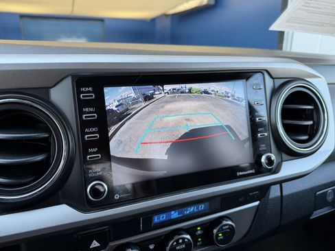 Used 2021 Toyota Tacoma SR5 AWD/4WD image 20