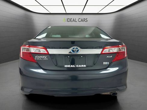 Used 2012 Toyota Camry XLE w/ Convenience Pkg FWD image 6