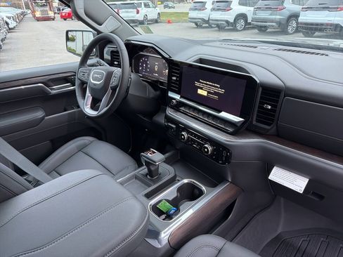 New 2026 GMC Sierra 1500 SLT w/ SLT Premium Package image 10