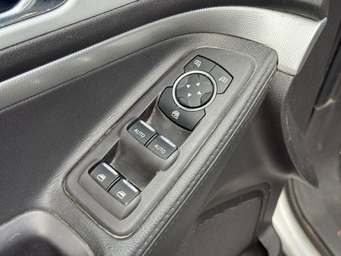 Used 2013 Ford Explorer XLT image 10