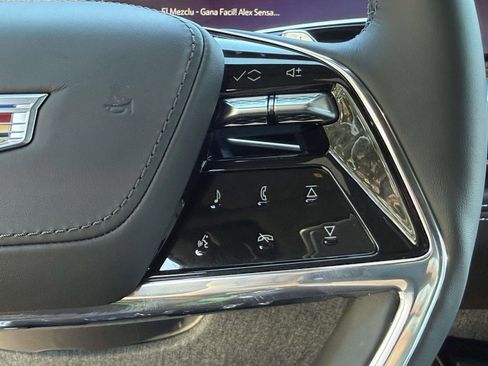 Used 2026 Cadillac Escalade Platinum Sport AWD/4WD image 57