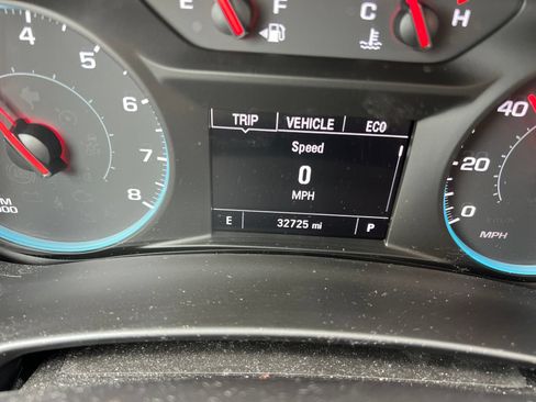 Used 2018 Chevrolet Equinox LT AWD/4WD image 8