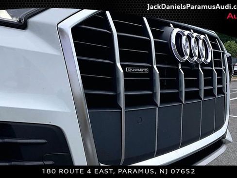 Used 2023 Audi Q7 3.0T Premium AWD/4WD image 21