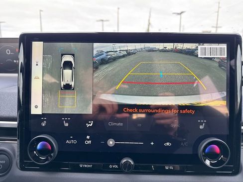 New 2026 Subaru Solterra image 26