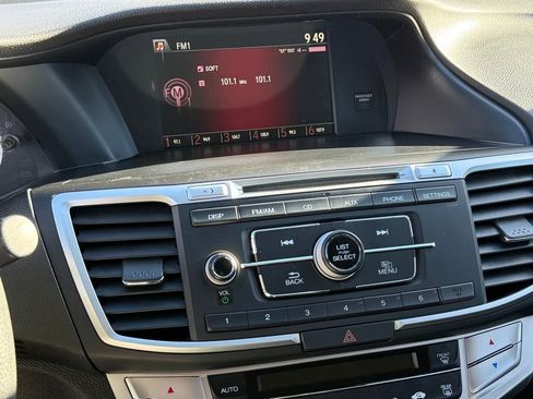 Used 2014 Honda Accord LX image 22
