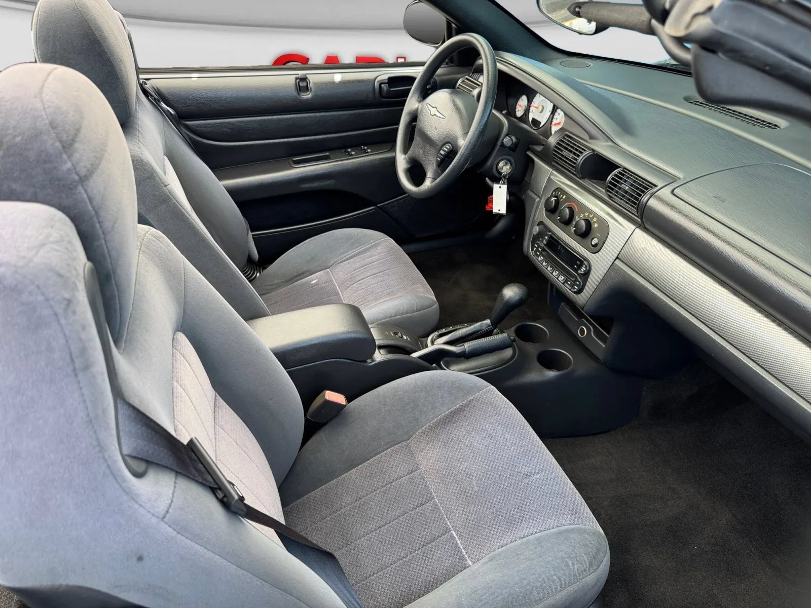 Used 2006 Chrysler Sebring GTC FWD image 20