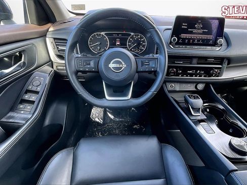 Certified 2023 Nissan Rogue SV w/ SV Premium Package image 8