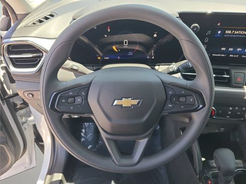 New 2026 Chevrolet TrailBlazer LS FWD image 23