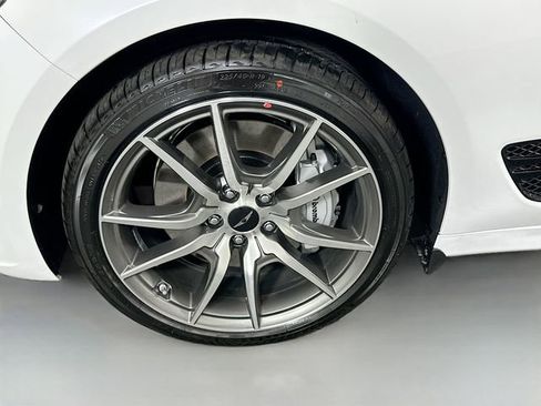 New 2026 Genesis G70 2.5T Prestige RWD image 23