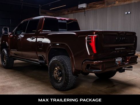 Used 2024 GMC Sierra 2500 Denali Ultimate w/ Max Trailering Package AWD/4WD image 6