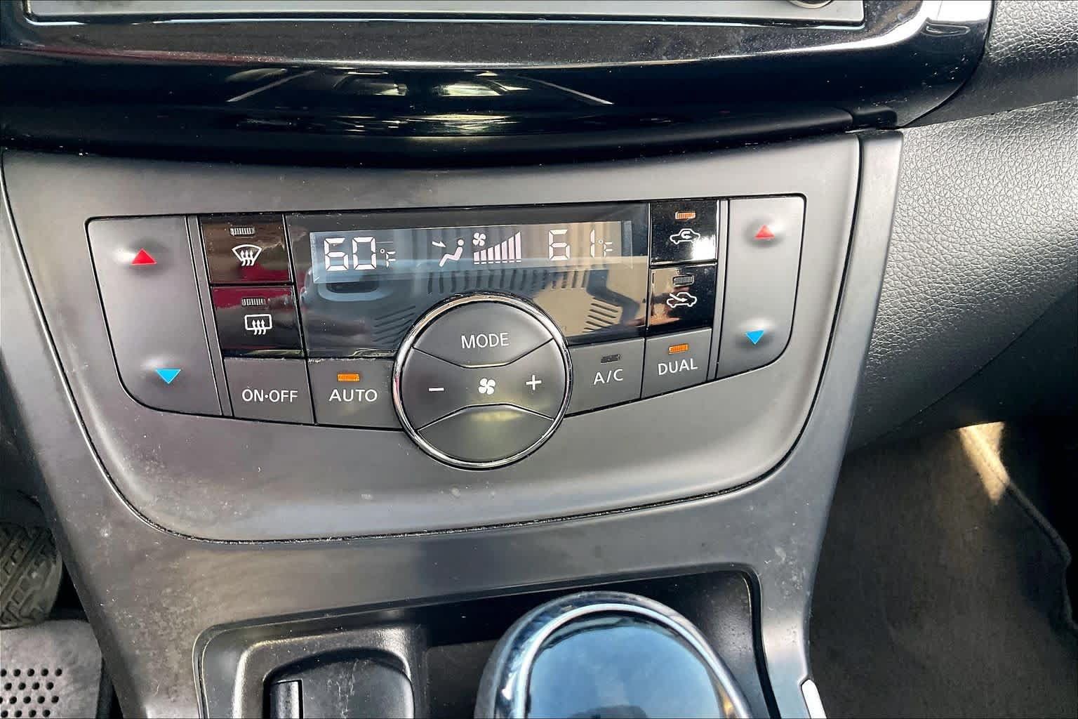 Used 2018 Nissan Sentra SV w/ Premium Package (P01) FWD image 33