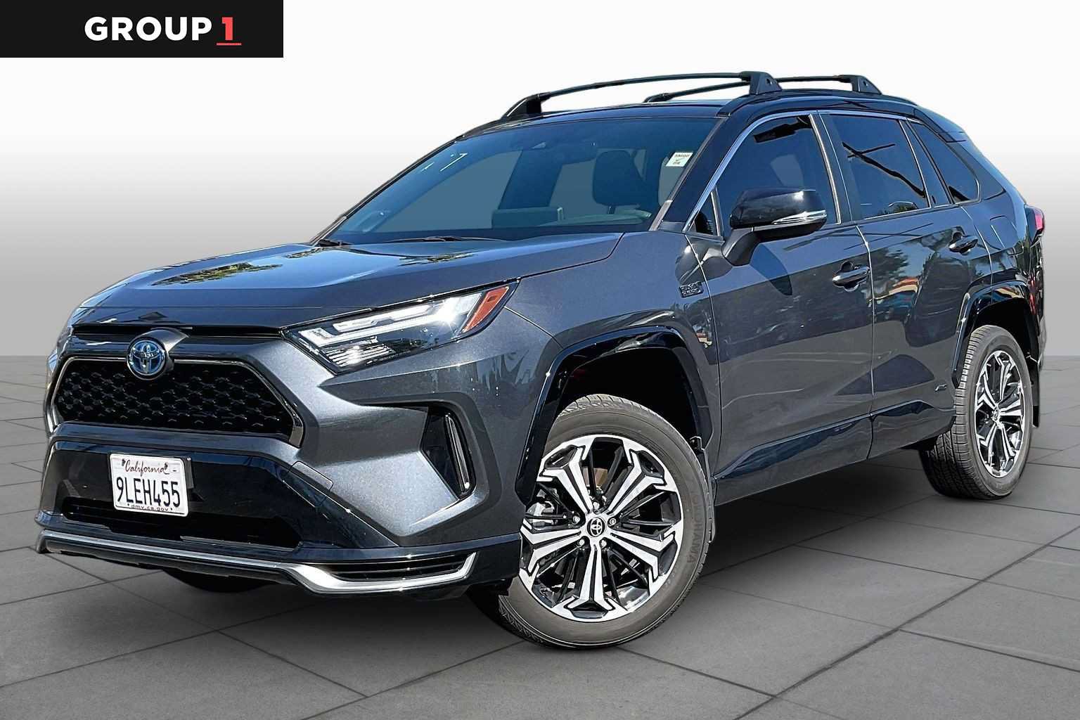 Used 2024 Toyota RAV4 XSE w/ Weather Package AWD/4WD image 1