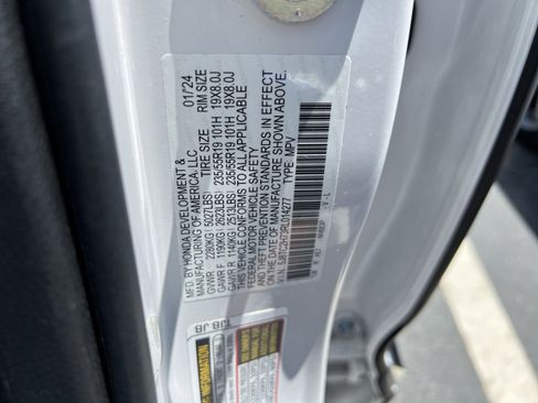 Certified 2024 Acura RDX SH-AWD w/ Advance Package image 32