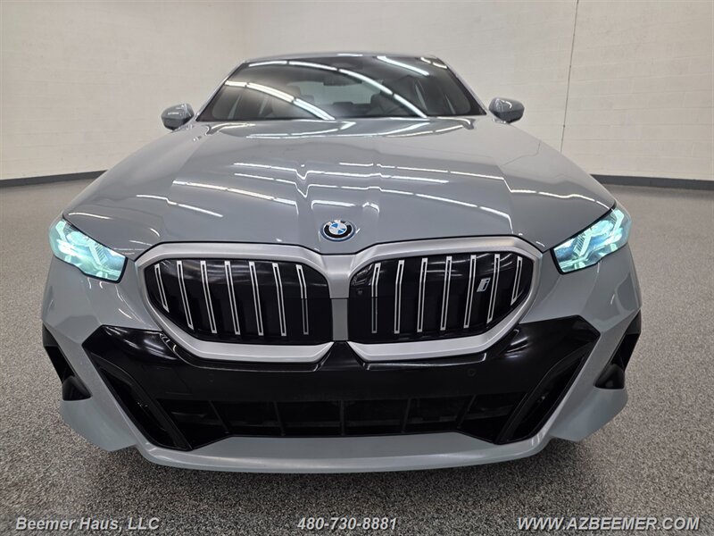 Used 2025 BMW i5 M60 w/ M Sport Package AWD/4WD image 46