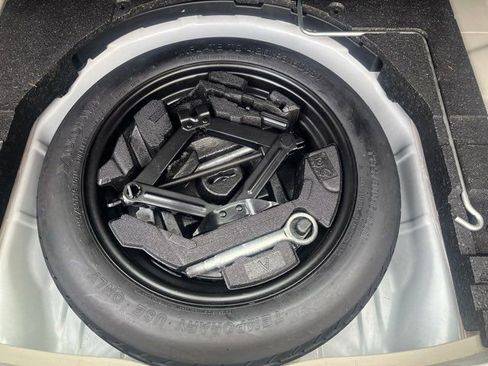 Used 2013 Subaru Impreza 2.0i Premium image 22