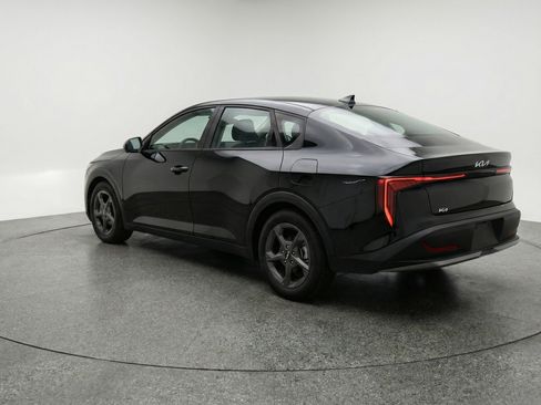 Used 2025 Kia K4 FWD image 6