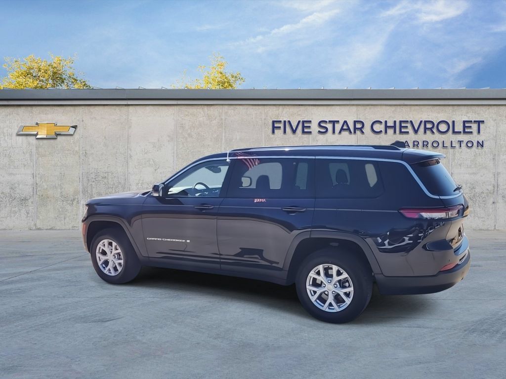 Used 2023 Jeep Grand Cherokee L Limited AWD/4WD image 6