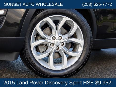 Used 2015 Land Rover Discovery Sport HSE AWD/4WD image 27