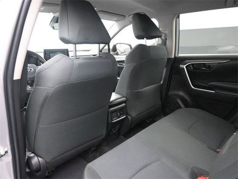 Certified 2022 Toyota RAV4 LE image 10