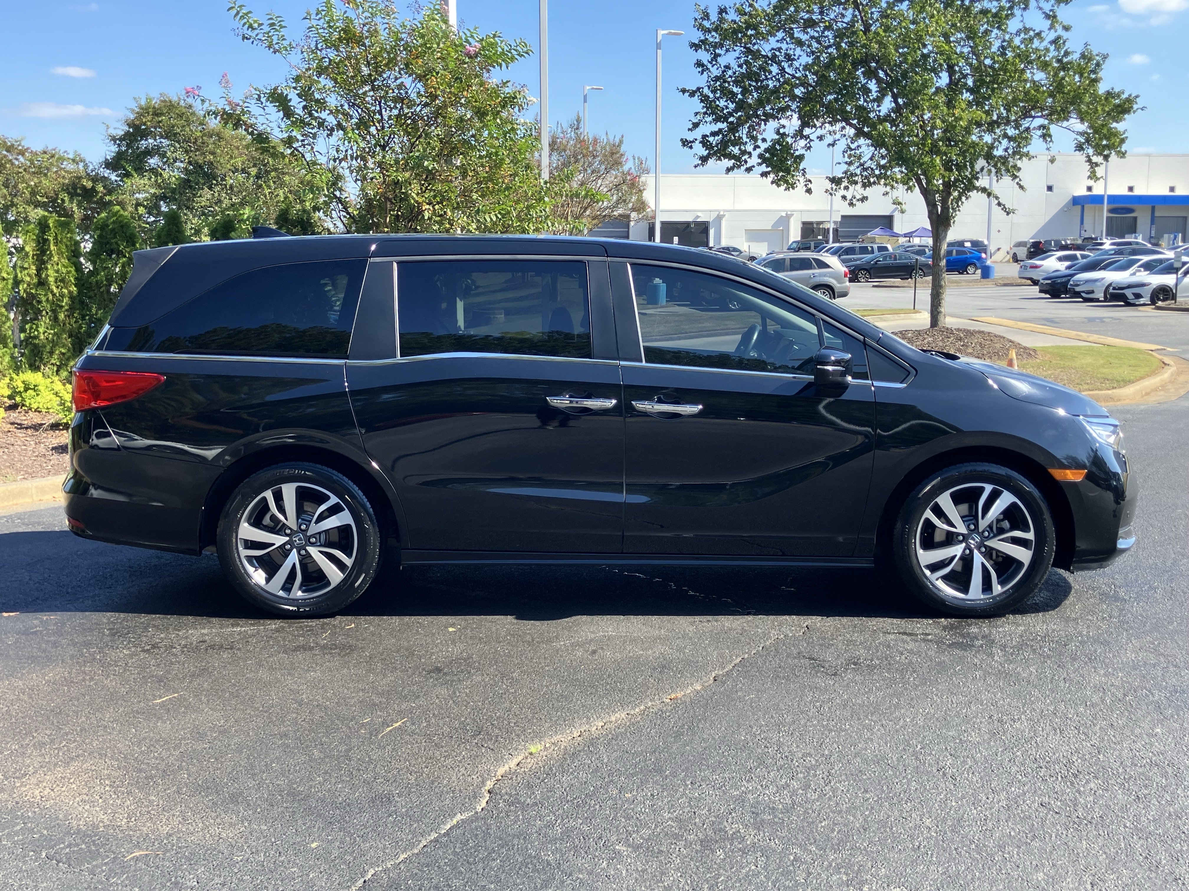 Used 2024 Honda Odyssey Touring image 11