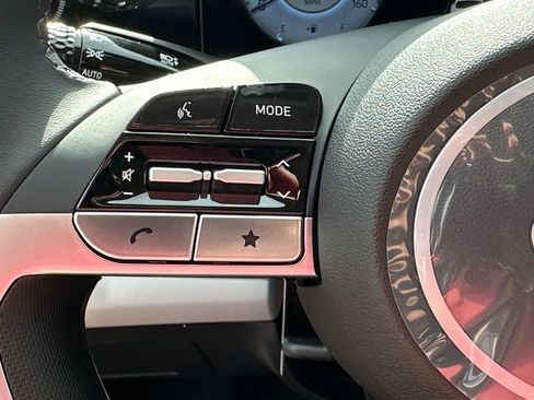 New 2026 Hyundai Elantra Limited image 24