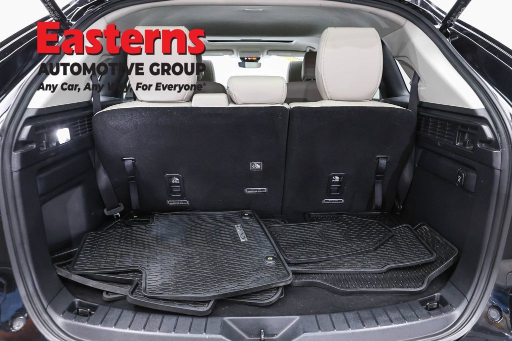 Used 2024 MAZDA CX-90 Plug-In Hybrid w/ Preferred AWD/4WD image 9
