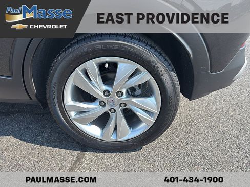 Certified 2024 Buick Encore GX Preferred w/ Comfort Package AWD/4WD image 8