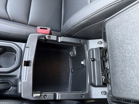 New 2026 Jeep Wrangler Sahara image 28