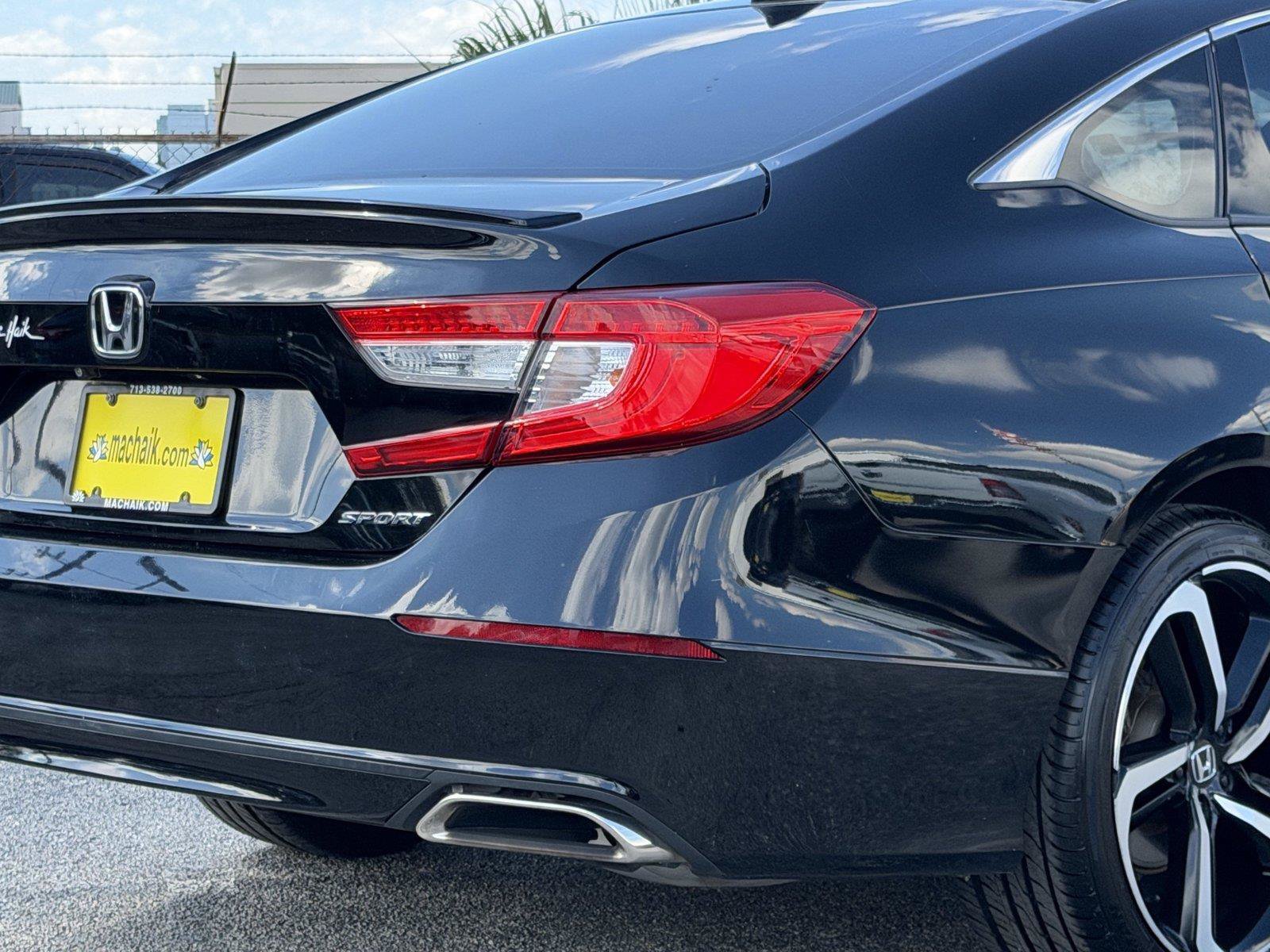 Used 2021 Honda Accord Sport image 11