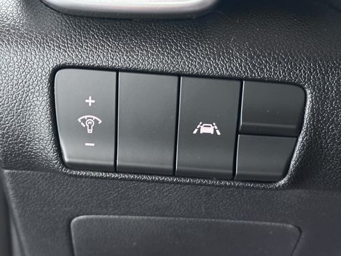 Used 2021 Kia Sportage LX AWD/4WD image 46