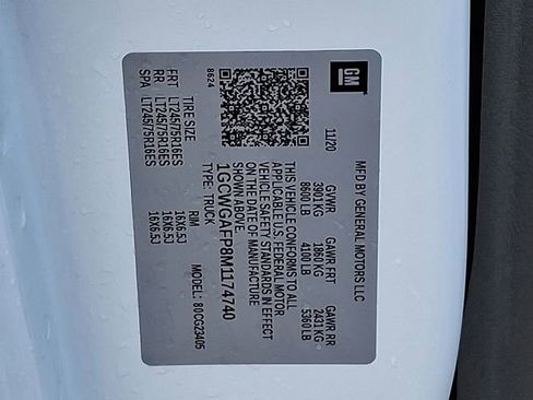 Certified 2021 Chevrolet Express 2500 w/ Driver Convenience Package image 29