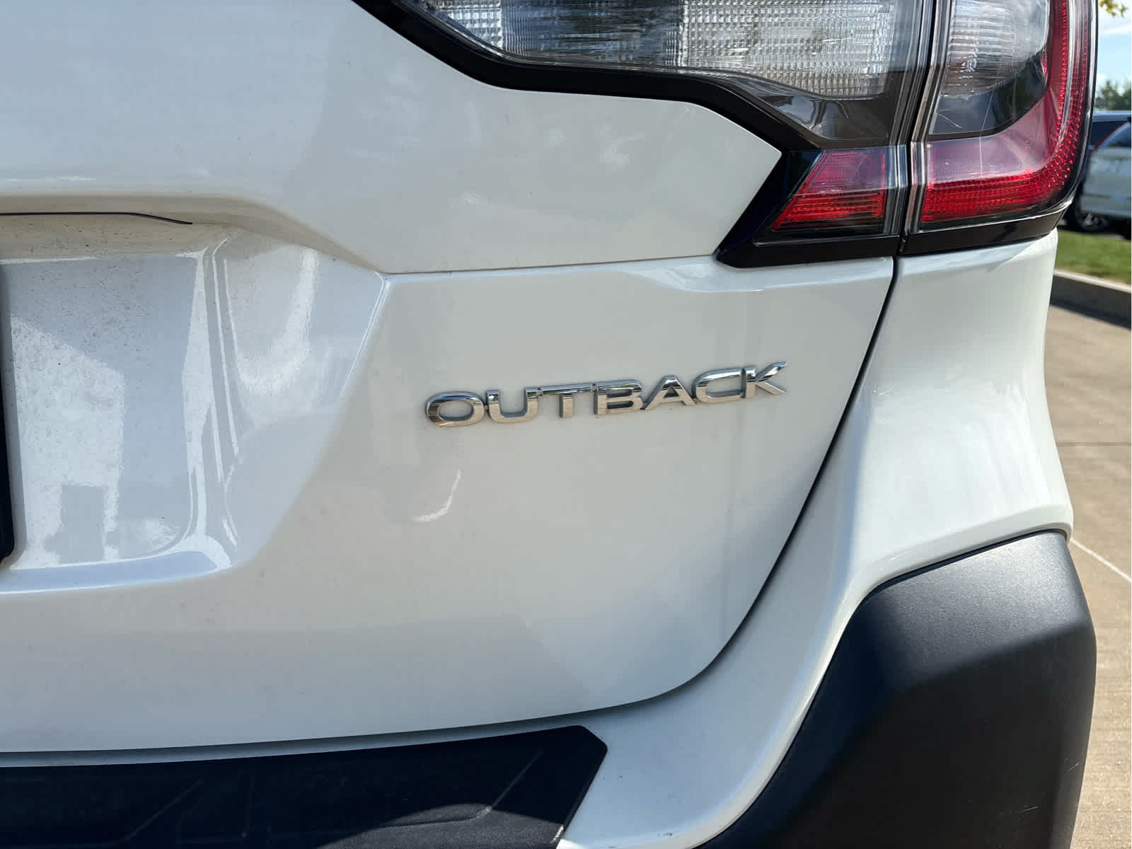 Used 2024 Subaru Outback Limited AWD/4WD image 12